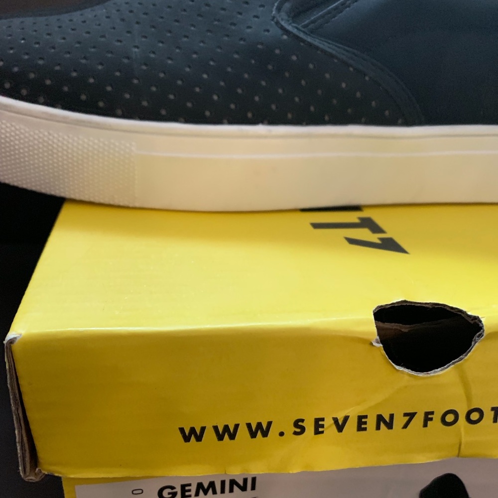 Gemini by Seven7 Black slip-ons new with box. - Picture 4 of 4